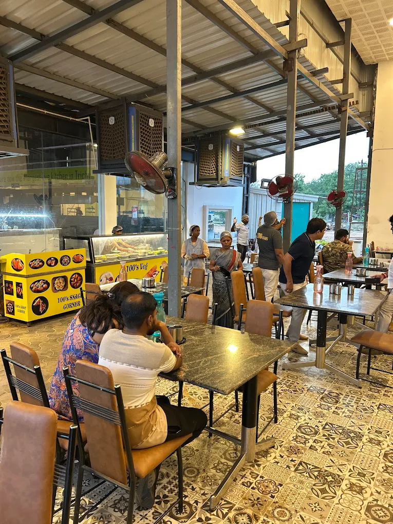 Vegetarian Family Restaurant in Trichy – The 100’s Veg
